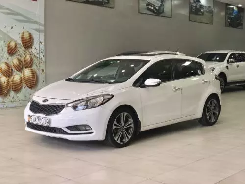 KIA Cerato 2014 bản Hatchback 1.6 AT