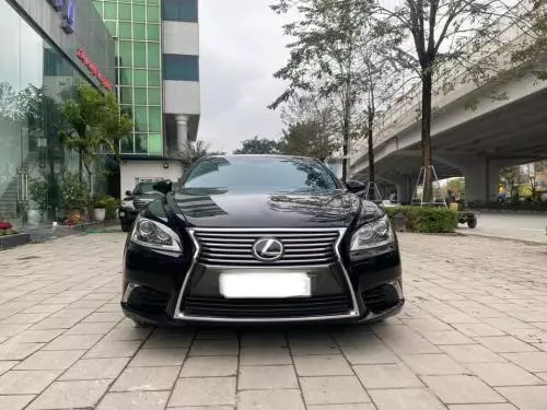  Lexus LS 460L 