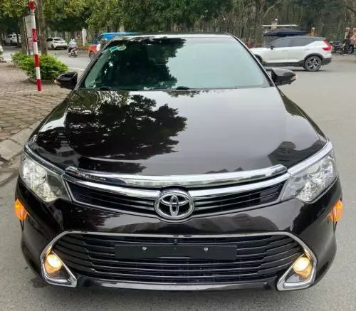 Camry 2.5 Q