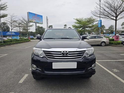 Fortuner 2.7V. 