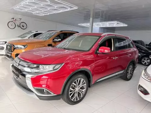 Mitsubishi oulander AT 2019