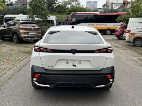 Peugeot 408 phiên bản GT cao cấp 