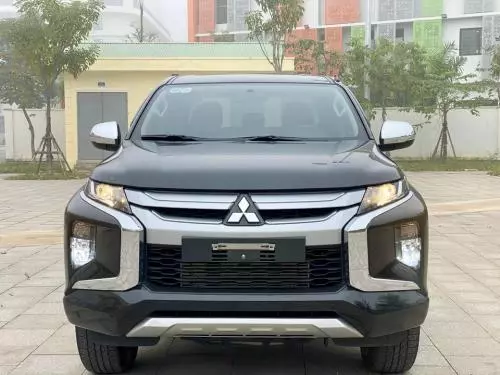 Mitsubishi Triton GLX 2.5 AT 