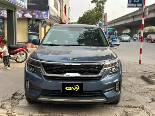 KIA Seltos premium