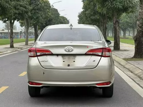 Toyota Vios E 