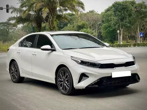 Kia K3 1.6 premium
