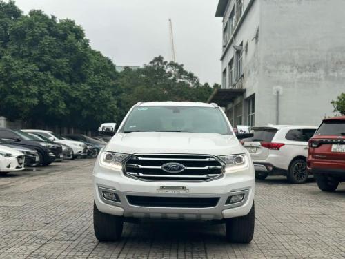 Ford_Everest Turbo 4x2 