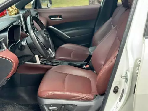 Bán xe Toyota Cross 2021 bản HV 
