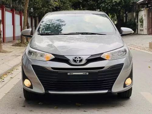 Bán xe Toyota Vios 2020 CVT 