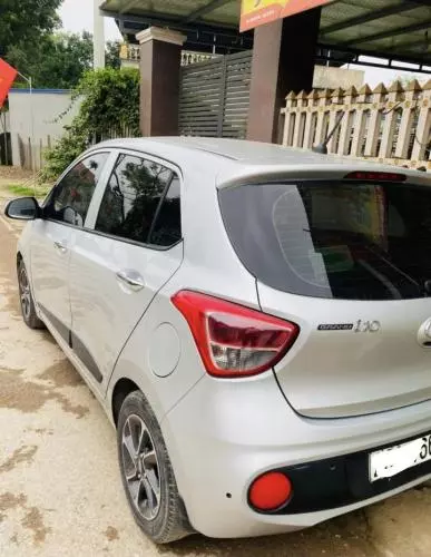 Cần bán hyundai i10 bản 1.2