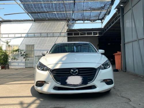 Ban xe  Mazda 3 bản 1.5 Số tự động đời 2018