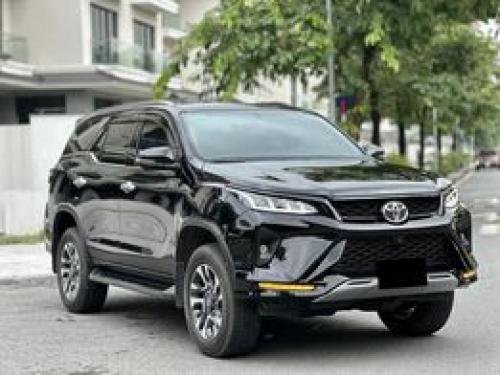 Bán Toyota Fortuner 2.4