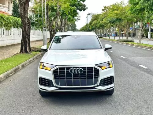 Bán xe Audi Q7 03/2022 còn mới tinh tại HCM