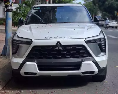 Mitsubishi Xfoce bản Exceed
