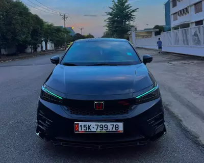 Cho thuê xe Honda City RS tự lái tại Quận 12