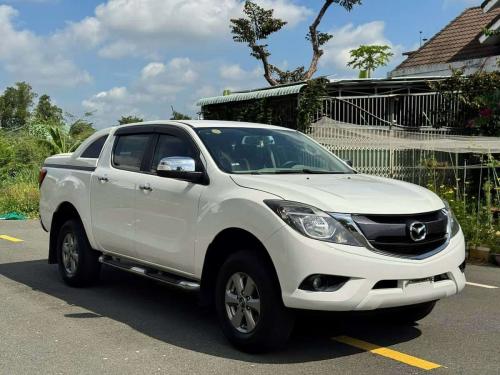 Bán xe Mazda  BT-50 sx2018 2 cầu số sàn