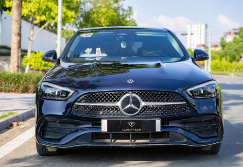 C300 AMG 2022 chạy cực ít nội thất mới toanh mà giá êm 
