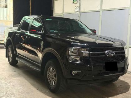 Ford Ranger XLS 2022 AT form mới