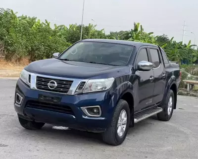 Nissan Navara số tự động 1 cầu