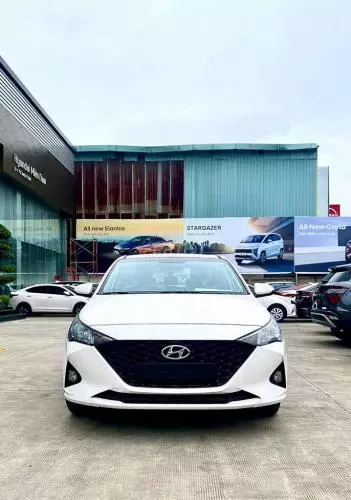 Bán Accent số sàn mới , hỗ trợ trả trước chỉ 25tr