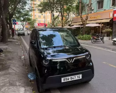 Cho thuê xe Vinfast Minio Green tại HN