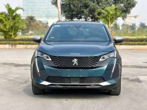 Peugeot 5008 bản AL sản xuất 2022 