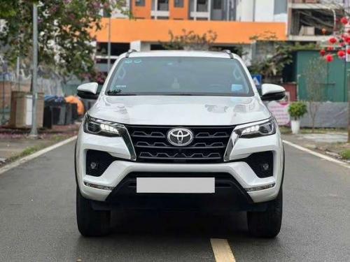 Toyota Fortuner 2.7AT(máy xăng) 1 cầu sx 2024