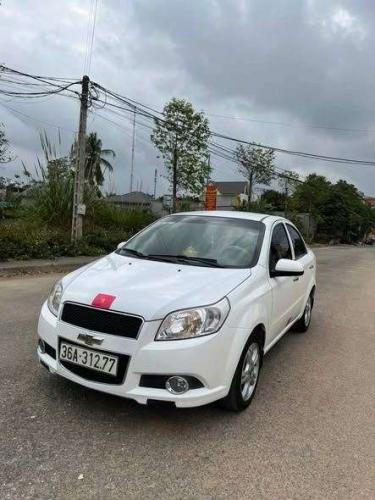 Bán xe Chevrolet Aveo 2018