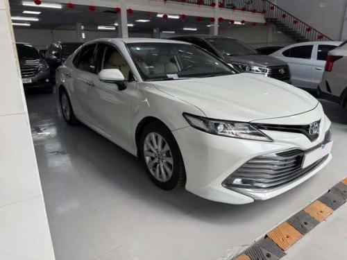 Bán xe Toyota Camry 2.0G 2021