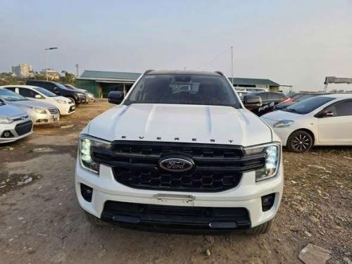 Ford Everest spots 2022 Máy dầu