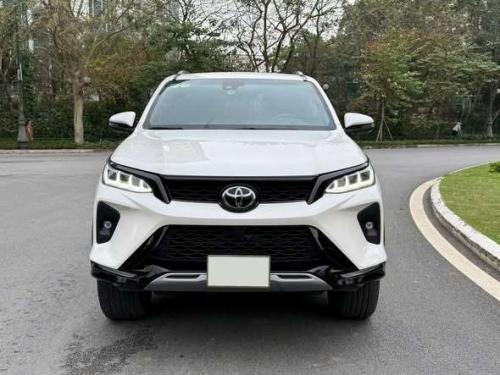Toyota Fortuner Legender 2020 bản 2.8 máy dầu 2 cầu 4x4 