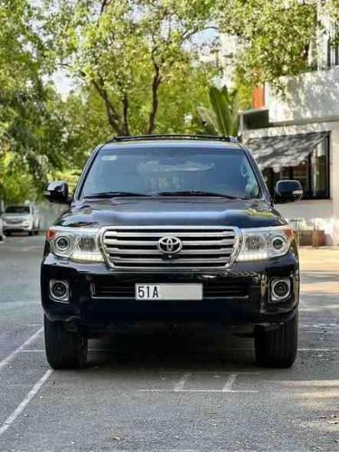 TOYOTA LAND CRUISER VX 2013 LC200