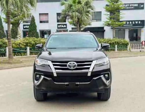 Fortuner dầu 1 cầu stđ xe nhập khẩu 2018