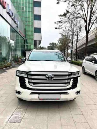 Land Cruiser Lc300 sx 2025 siêu lướt  