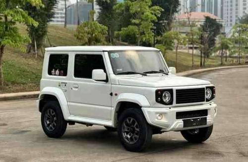 Suzuki Jimny 1.5AT sản xuất 2024 nhập khẩu Nhật bản 