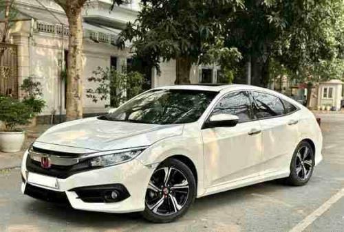 Honda Civic 1.5 L sản xuất 2018