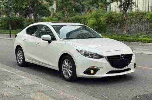 Mazda 3 1.5 AT sản xuất 2015
