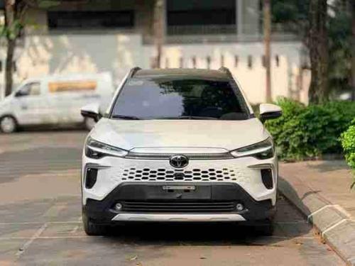 Toyota Corolla Cross 1.8V sản xuất 2024