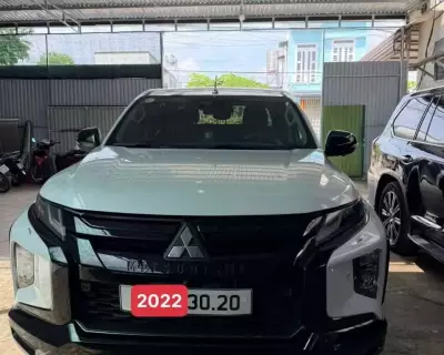 Mitsubishi Triton Athlete 2 cầu sản xuất 2022 