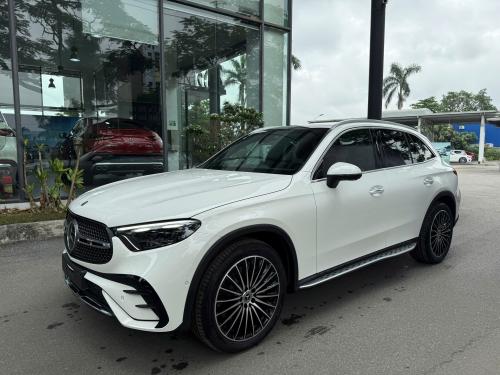 Mercedes-Benz GLC 300 4MATIC – SUV hạng sang bán chạy số 1 của thương hiệu Ngôi Sao  3 cánh.