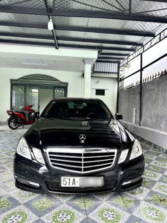 Mercedes-Benz E250 bản đặc biệt 1.8L