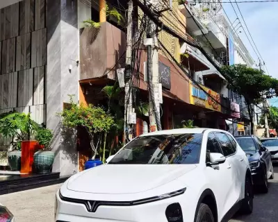 Cho thuê xe VinFast MPV7 tại Nha Trang