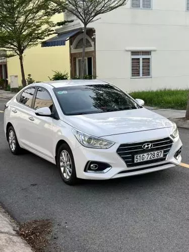 Bán xe Huyndai Accent