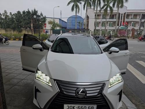 CHÍNH CHỦ NỮ NÂNG XE 7 CHỖ CẦN BÁN XE LEXUS 350 ĐỜI 2016 MỚI 95% 