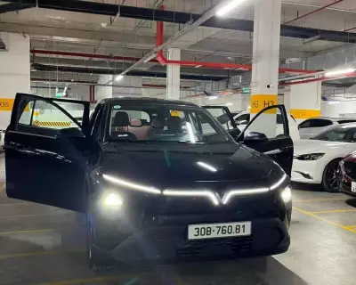 Cho thuê xe Vinfast MPV7 tại Hà Nội
