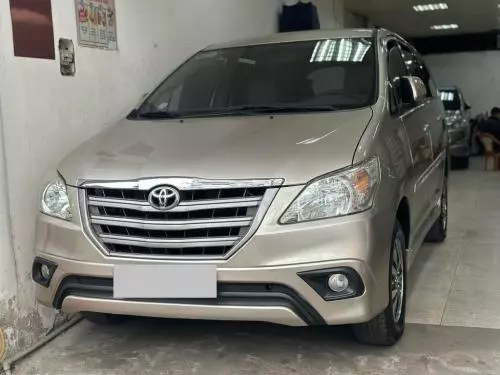 Bán Xe Toyota Innova 2016
