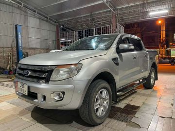 FORD RANGER XLT 2012 2 CẦU
