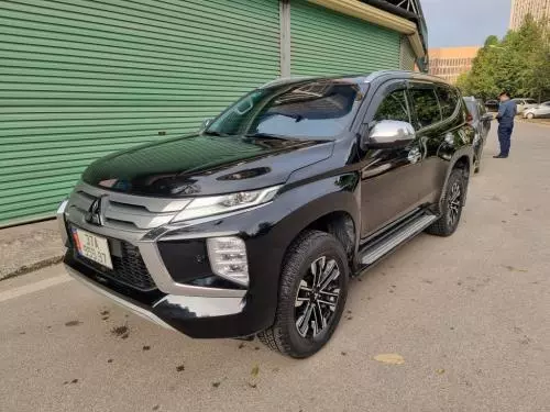 Bán Xe Mitsubishi Pajero Sport 2022