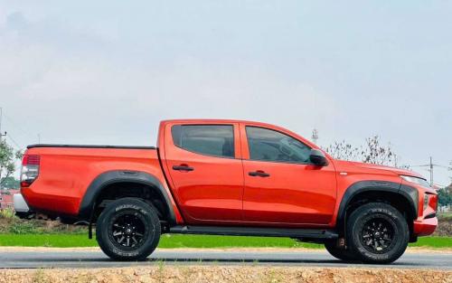 Mitsubishi triton AT đời 2019 