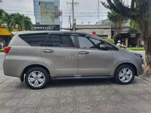 Bán xe Innova 2.0V 2016 54000km